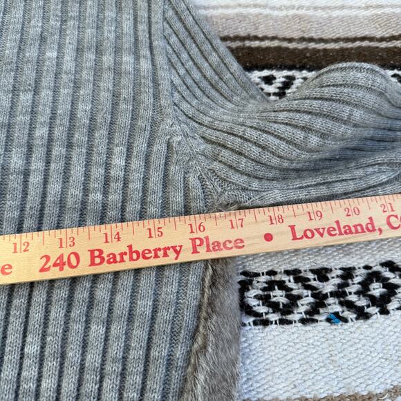 Women's Vintage 80's Rabbit Fur Skin Acrylic Gray Zip Up Ribbed Sweater Sz Large - Picture 8 of 8